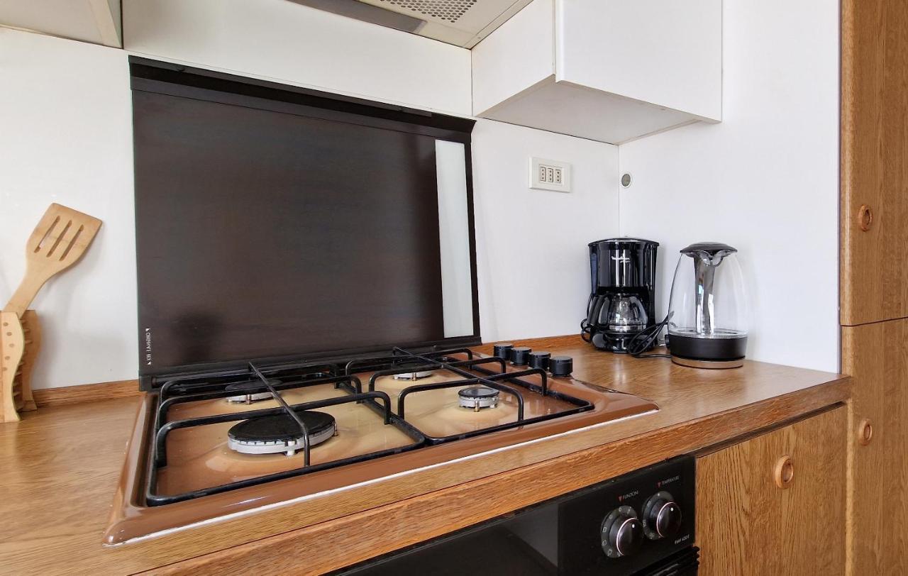 Giardino Sul Naviglio Apartment มิลาน ภายนอก รูปภาพ